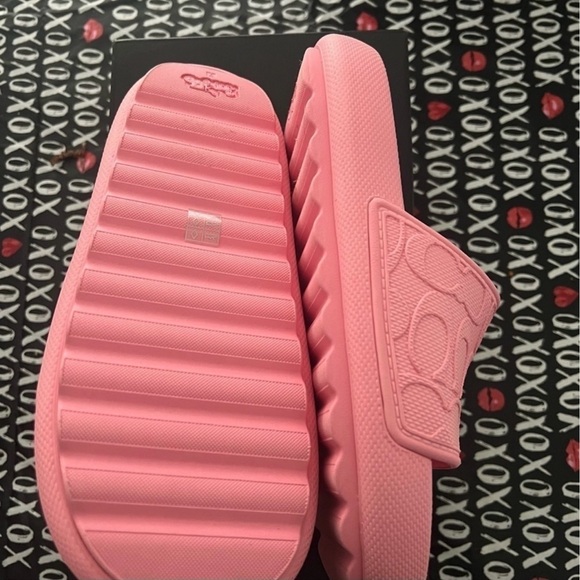 - Coach Obi Rubber 
Flower Pink  Slides Sandals Flip Flop New in Box size 7 - Picture 7 of 10